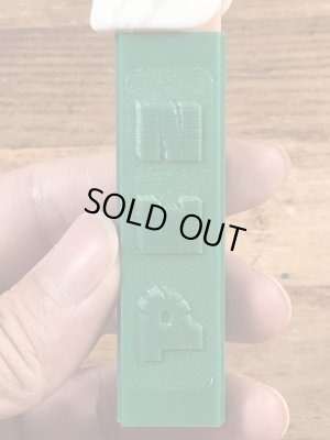 アニマルシリーズのRoosterの60〜70’sヴィンテージ足無しPezディスペンサー