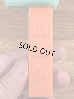 アニマルシリーズのワニの50~60’sヴィンテージ足無しPezディスペンサー