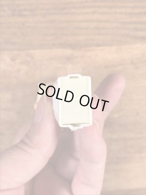 ヒューマンシリーズのNurseの70’sヴィンテージ足無しPezディスペンサー