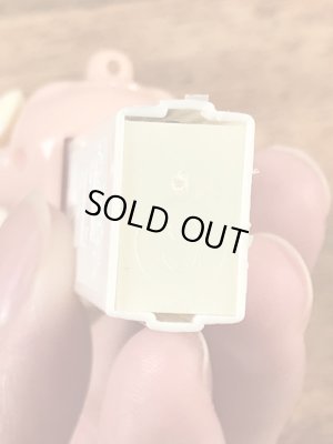 ヒューマンシリーズのNurseの70’sヴィンテージ足無しPezディスペンサー