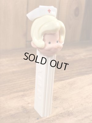 人間シリーズのナースの70年代ビンテージ足無しペッツ