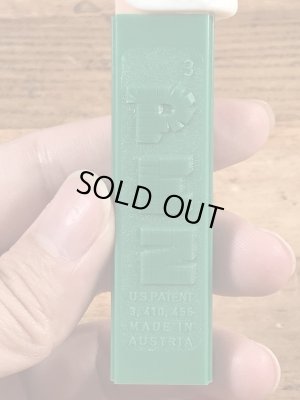 アニマルシリーズのRoosterの60〜70’sヴィンテージ足無しPezディスペンサー