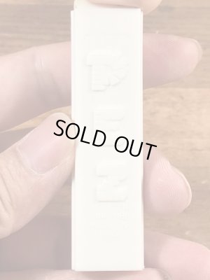 ヒューマンシリーズのNurseの70’sヴィンテージ足無しPezディスペンサー