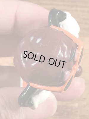 企業キャラクターのカリフォルニアレーズンの80年代ビンテージPVCフィギュア