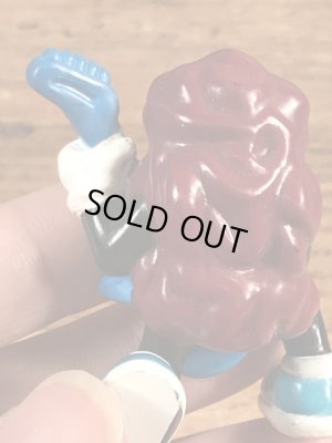 企業キャラクターのカリフォルニアレーズンズのヴィンテージPVCフィギュア