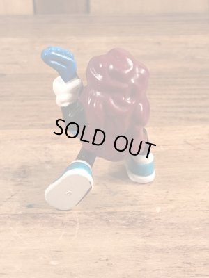 企業キャラクターのカリフォルニアレーズンズのヴィンテージPVCフィギュア