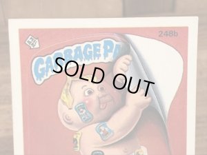 トップス社製のガーベッジペイルキッズの80年代ビンテージステッカーカード