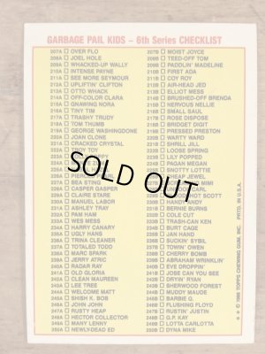 Topps社製のガーベッジペイルキッズの80’sヴィンテージカードシール