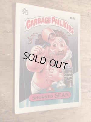 トップス社製のガーベッジペイルキッズの80年代ビンテージステッカーカード