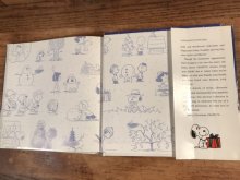 他の写真1: Hallmark The Joy Of “A Peanuts Christmas” 50 Years of Holiday Comics　スヌーピー　ビンテージ　コミック　ピーナッツギャング　2000年代