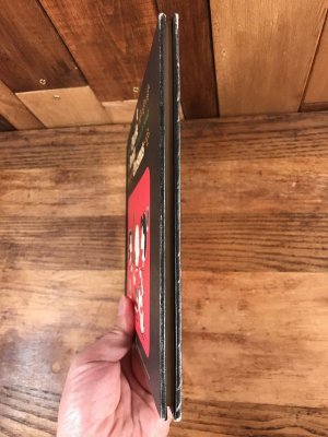 スヌーピーとピーナッツギャングの60〜70年代ビンテージ絵本