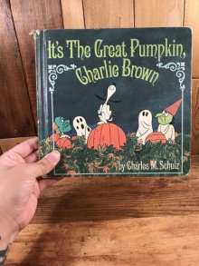 他の写真3: Snoopy Peanuts Gang “It's The Great Pumpkin,Charlie Brown” Picture Book　スヌーピー　ビンテージ　絵本　ピーナッツギャング　60〜70年代