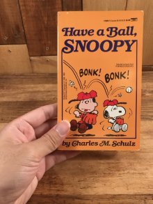 他の写真3: Snoopy Peanuts Gang “Have a Ball,Snoopy” Comic Book　スヌーピー　ビンテージ　コミックブック　漫画本　90年代