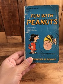 他の写真3: Snoopy Peanuts Gang “Fun With Peanuts” Comic Book　スヌーピー　ビンテージ　コミックブック　漫画本　60〜70年代