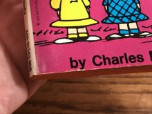 他の写真1: Snoopy Peanuts Gang “You're A Brave Man,Charlie Brown” Comic Book　スヌーピー　ビンテージ　コミックブック　漫画本　60〜70年代