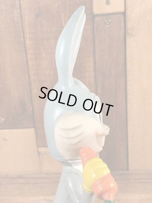 Dakin社製のバッグスバニーの70年代ビンテージフィギュア