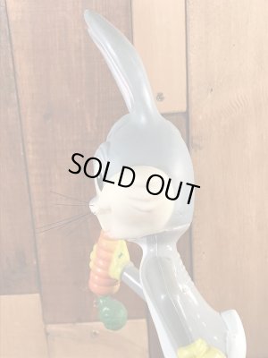 Dakin社製のバッグスバニーの70年代ビンテージ貯金箱フィギュア