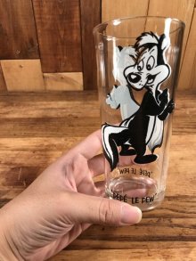 他の写真3: Pepsi Collector Series Looney Tunes “Pepe Le Pew” Glass　ペペルピュー　ビンテージ　グラス　ペプシ　70年代