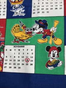他の写真1: Disney “Mickey And Friends” Calendar Tapestry　ディズニー　ビンテージ　カレンダー　ミッキーマウス　80年代
