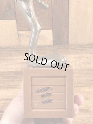 ルーニーテューンズのワイリーコヨーテの70’sヴィンテージコインバンクフィギュア