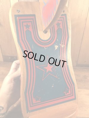 子供用のアンティークのビンテージロッキングホース