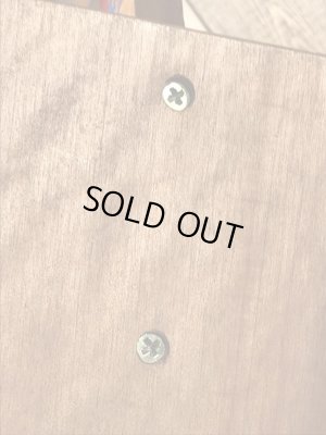 子供用のアンティークのビンテージロッキングホース