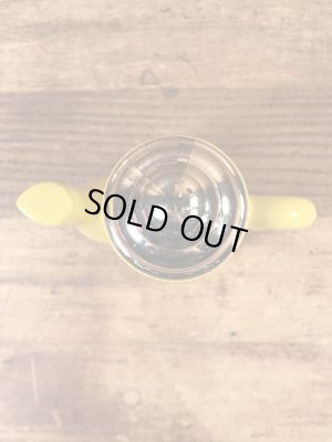 エイボン社製の花の絵が付いたポットの70年代ビンテージ容器