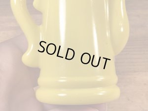 エイボン社製の花の絵が付いたポットの70年代ビンテージ容器