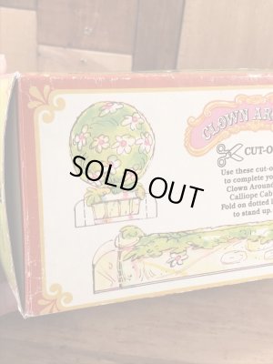 クラウンアラウンドの馬車の80年代ビンテージPVCフィギュア