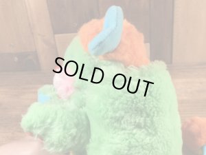 ポップルズの緑のパターの80年代ビンテージぬいぐるみ