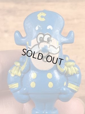 企業キャラクターのキャプテンクランチの80年代ビンテージPVCフィギュア