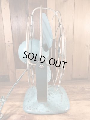 ゼネラルエレクトリック社の鉄製の50〜60年代ビンテージ扇風機