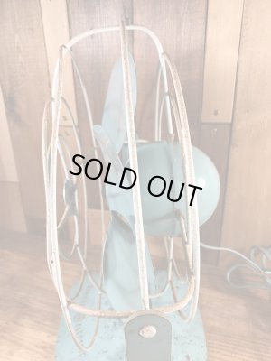 ゼネラルエレクトリック社の鉄製の50〜60年代ビンテージ扇風機