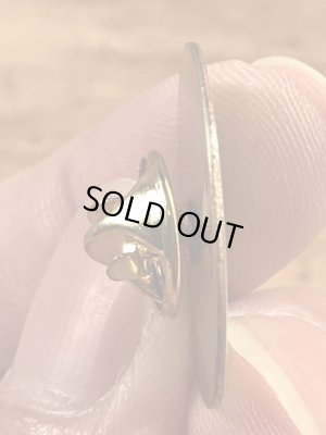 General Electric社のエナメル加工の80’sヴィンテージピンズ