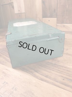 American Toy & Furniture社のメタル製の50’sヴィンテージ工具箱