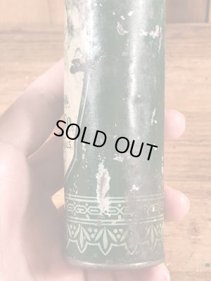 The Fisk Rubber社製のチョークの粉が入っていた30’sヴィンテージTin缶