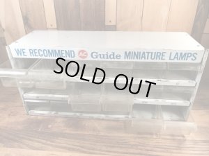 ACスパークプラグの電球が入っていた50〜60’sヴィンテージメタルキャビネット