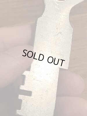 Pauly Jail Building Co.の刑務所のビンテージキー