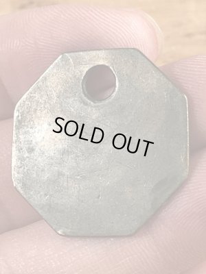 B.P.D.“21C-41”のツールのビンテージ真鍮タグ