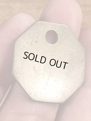 B.P.D.“21-16”のツールのビンテージ真鍮タグ