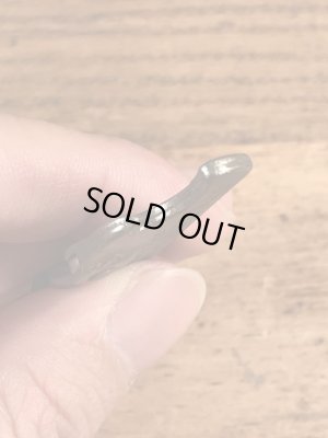 ホテルの企業物のコークスクリューが付いたビンテージ栓抜き