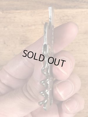 企業物の折り畳みのコークスクリューが付いたビンテージ栓抜き