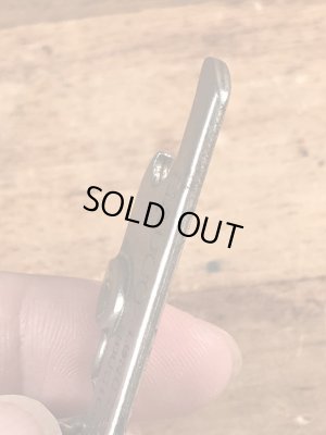 企業物の折り畳みのコークスクリューが付いたビンテージ栓抜き