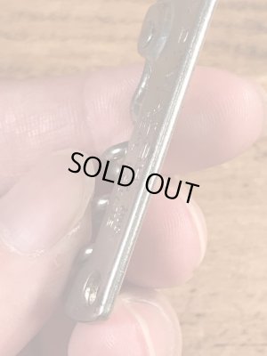 企業物の折り畳みのコークスクリューが付いたヴィンテージボトルオープナー