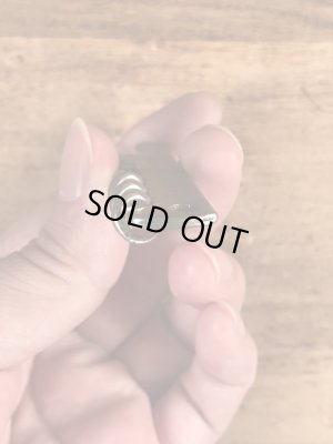 ホテルの企業物のコークスクリューが付いたヴィンテージボトルオープナー