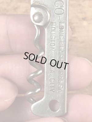 企業物の折り畳みのコークスクリューが付いたヴィンテージボトルオープナー