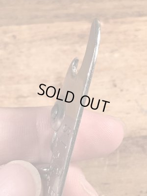 スタービールの折り畳みのコークスクリューが付いたビンテージ栓抜き