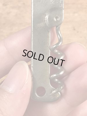 ホテルの企業物のコークスクリューが付いたヴィンテージボトルオープナー