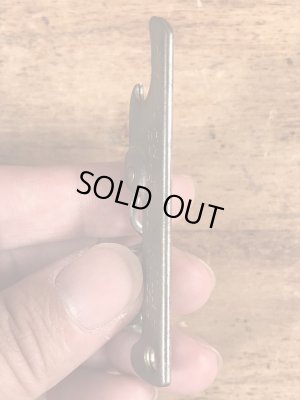 ホテルの企業物のコークスクリューが付いたビンテージ栓抜き