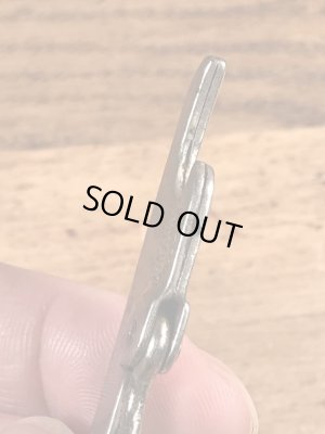 企業物の折り畳みのコークスクリューが付いたビンテージ栓抜き